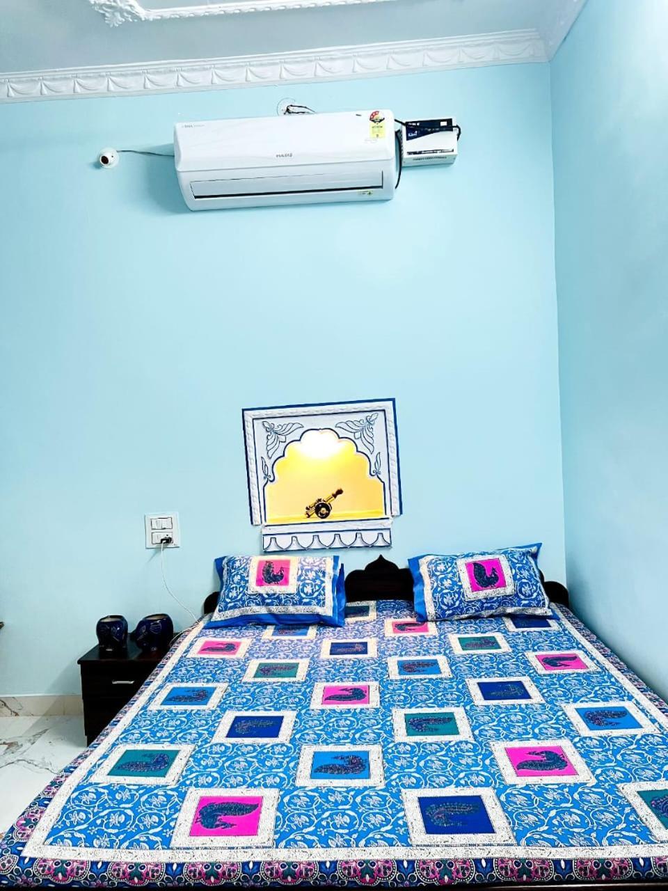 בונדי The Palace View Homestay & Restaurant מראה חיצוני תמונה