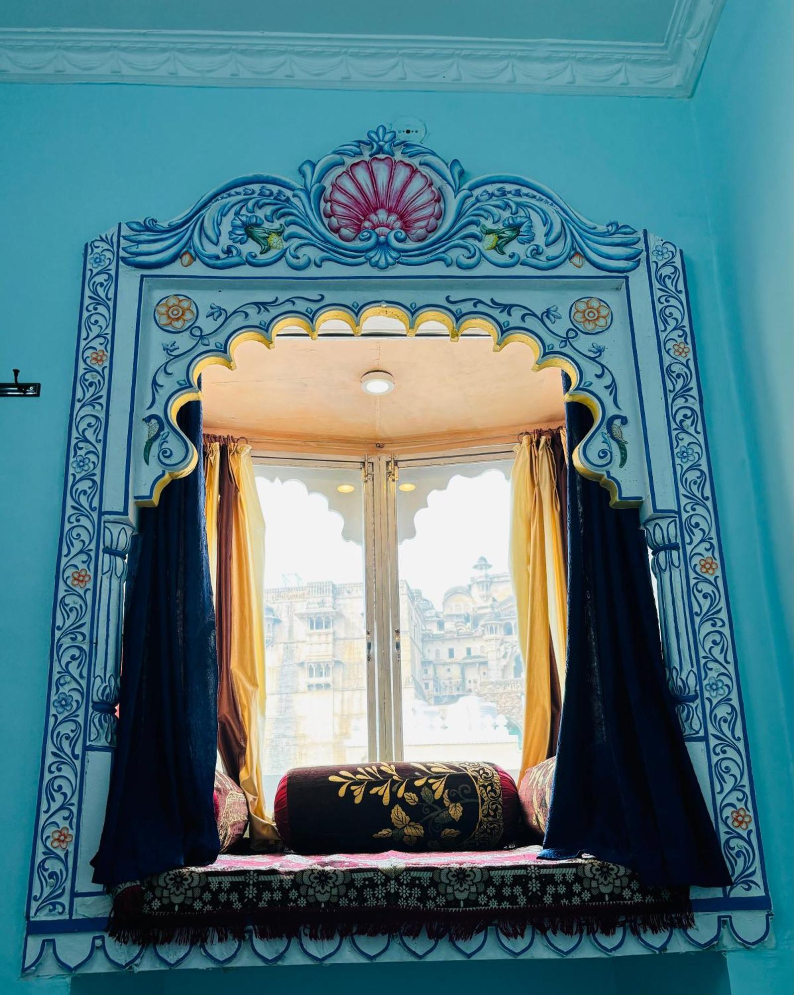 בונדי The Palace View Homestay & Restaurant מראה חיצוני תמונה